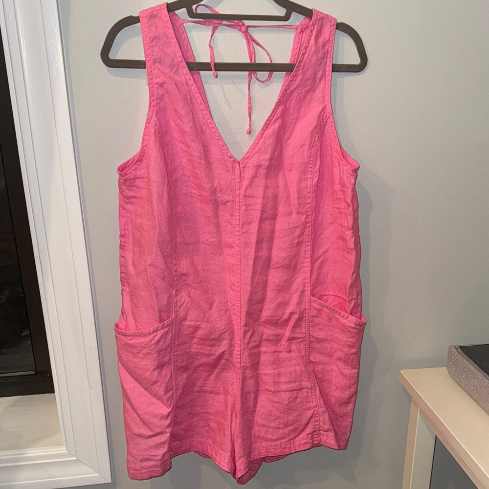 Athleta Vibrant Pink Sleeveless Romper